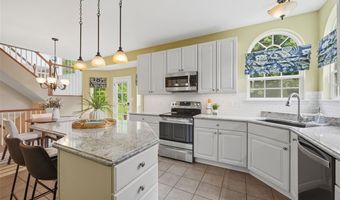 614 Whispering Willows Ct, Ballwin, MO 63021
