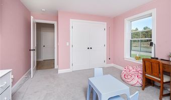 41 Wintergreen Way, Glocester, RI 02814