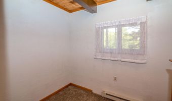 25 Linderhof Strauss Rd, Bartlett, NH 03812