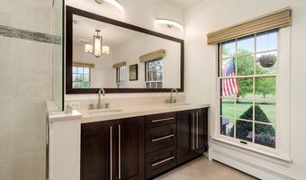546 Province Line Rd, Allentown, NJ 08501