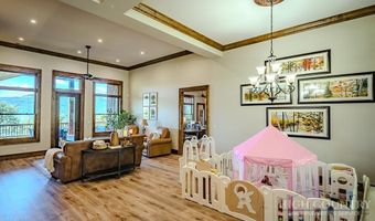 534 Farm Loop Rd, Banner Elk, NC 28604
