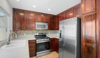 4015 E Horseshoe Ln, Anaheim, CA 92807