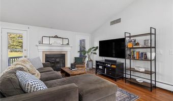58 Needle Grove Pt D, North Providence, RI 02904