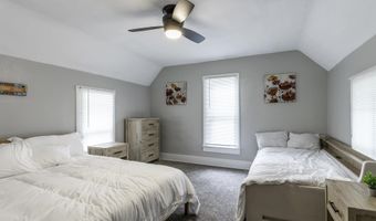 334 W 9th St, Auburn, IN 46706