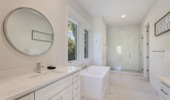 50 N SHORE Dr, Anna Maria, FL 34216