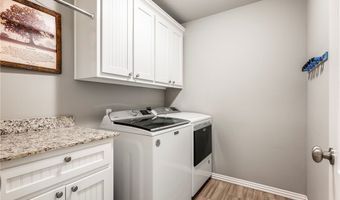 4002 SW Flatrock Cv, Bentonville, AR 72713