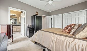 136 Thistle Pond Dr 136, Bloomfield, CT 06002