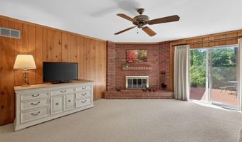 6 Helmsdale Ct, Ballwin, MO 63011