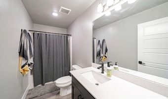 334 Church St, Ammon, ID 83406