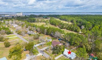 395 Felicity St, Bay St. Louis, MS 39520