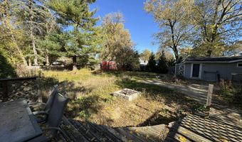 1035 Eastward St, Alma, MI 48801