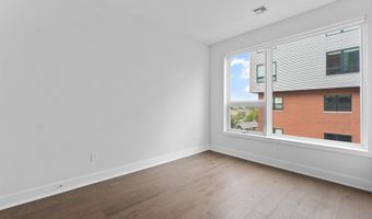 260 AVENUE E 511, Bayonne, NJ 07002