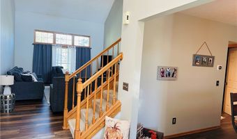 2435 Queensbury Rd, Alliance, OH 44601