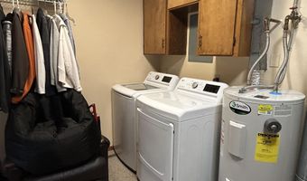 204 E 22nd St 7, Atlantic, IA 50022