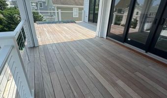 281 7TH St, Avalon, NJ 08202