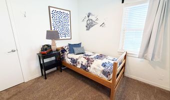 512 S Kline St, Aberdeen, SD 57401