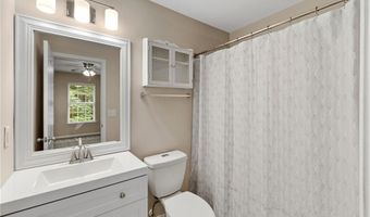226 Fox Creek Blvd, Woodstock, GA 30188