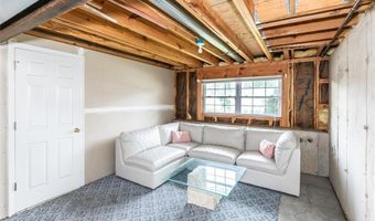 4061 Whitehall Dr, Arnold, MO 63010