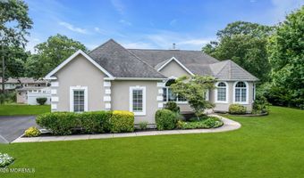 490 Arlington Ave S, Bayville, NJ 08721