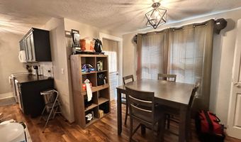 1206 3rd Ave, Alton, IA 51003