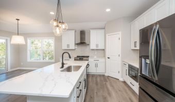 1319 Peregrine Way, Hamilton, OH 45013