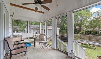 525 Elmwood St, Shreveport, LA 71104