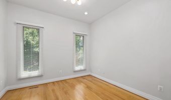 924 28TH St S, Arlington, VA 22202