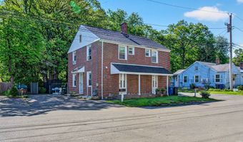 180 Dupont Pl, Bridgeport, CT 06611