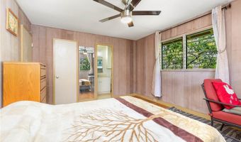 4692 Likini St, Honolulu, HI 96818