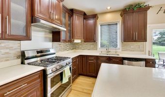 501 Tuscany Dr, Algonquin, IL 60102