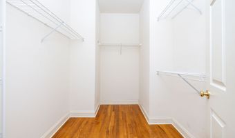 16 Thistle Holw 16, Avon, CT 06001