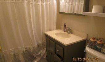 611 E 18th St, Atlantic, IA 50022