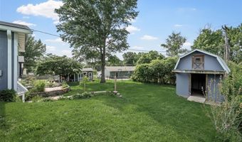 236 Hillcrest Blvd, Ballwin, MO 63021