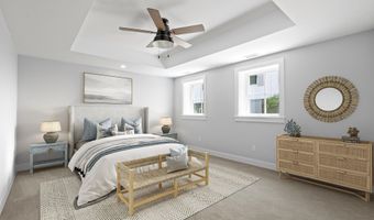 24 Amerescoggin Rd, Falmouth, ME 04105