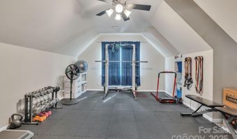 10121 Halkirk Manor Ln, Charlotte, NC 28278