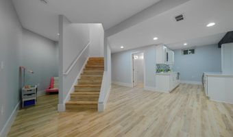 41744 IVY GLEN Ct, Ashburn, VA 20148