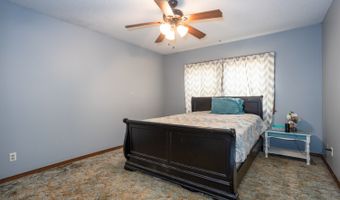 19686 Lawrence 1180, Aurora, MO 65605