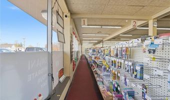 198 Front St, Lincoln, RI 02865