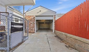 112 Clay St, Central Falls, RI 02863
