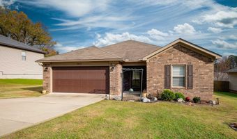 1832 Milburn Dr, Benton, AR 72015