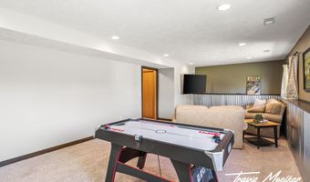 10738 Douglas Dr, Allendale, MI 49401