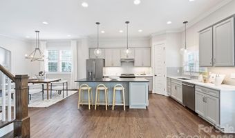 3030 Attaberry Dr, Charlotte, NC 28205