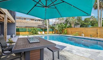 248 11TH St, Atlantic Beach, FL 32233