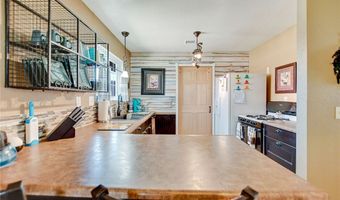 21821 Carlisle Rd, Apple Valley, CA 92307