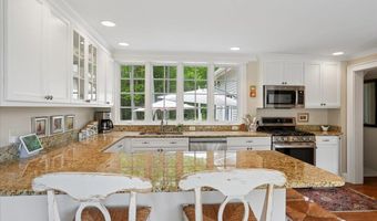 181 Meetinghouse Rd, Bedford, NH 03110