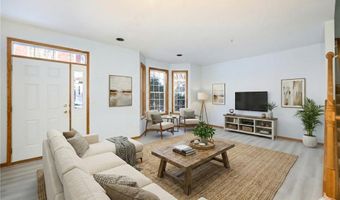 15316 Founders Ln 304, Apple Valley, MN 55124