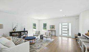 2048 Sugar Pike, Woodstock, GA 30188