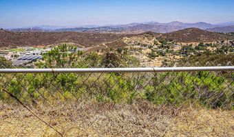 3041 Millar Ranch Rd, Spring Valley, CA 91978