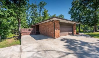 7041 CINDY Ln, Annandale, VA 22003