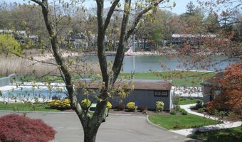 16 Harbour Vlg B, Branford, CT 06405